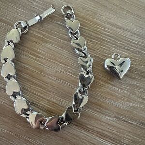 Hearts. Bracelet with a Silver Heart Pendant